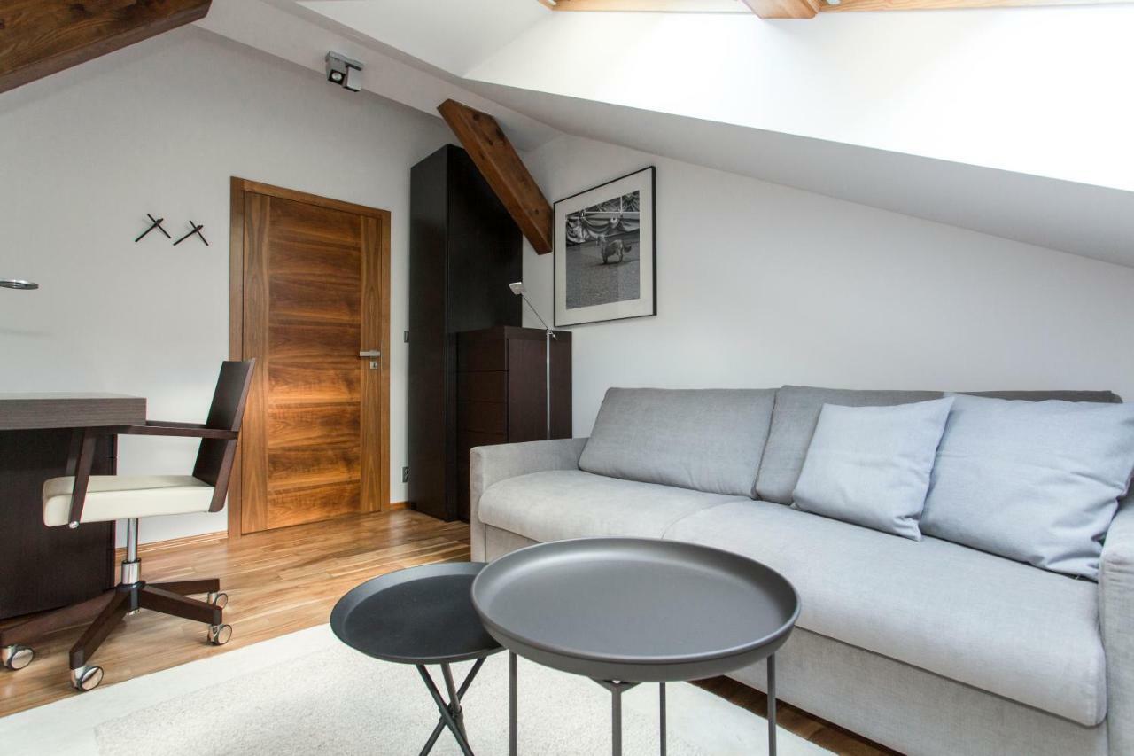 Attic Apartment Prague Extérieur photo